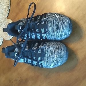 Boys pumas